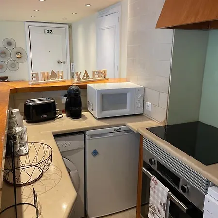 Relax - - Sea View 아파트 *